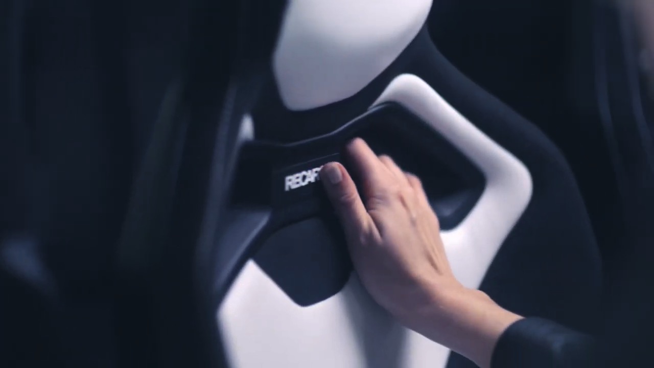 The new original. RECARO Sport C